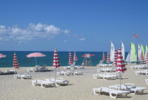 Studio in Pizzo Beach Club